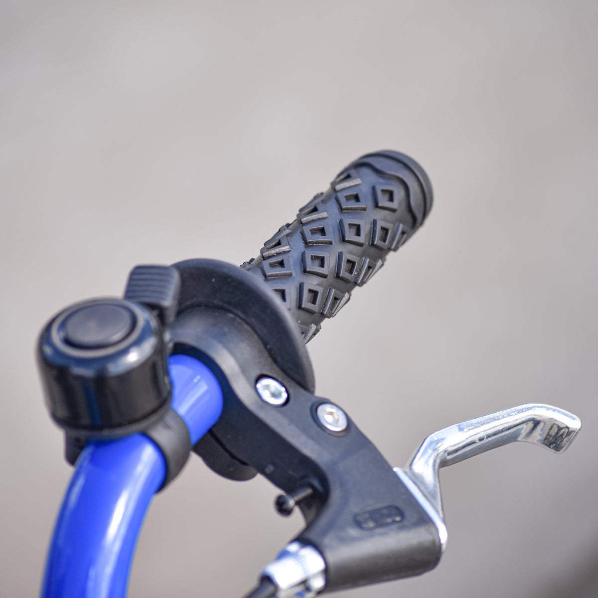 Zinc 20 Inch Switch BMX Handlebar Detail - ERW Steel Handlebars with Safety Bell